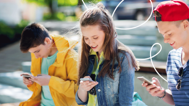 WhatsApp w budowaniu lojalności klientów: przykłady zastosowań, szablony oraz wskazówki dotyczące tego, co należy robić, a czego nie