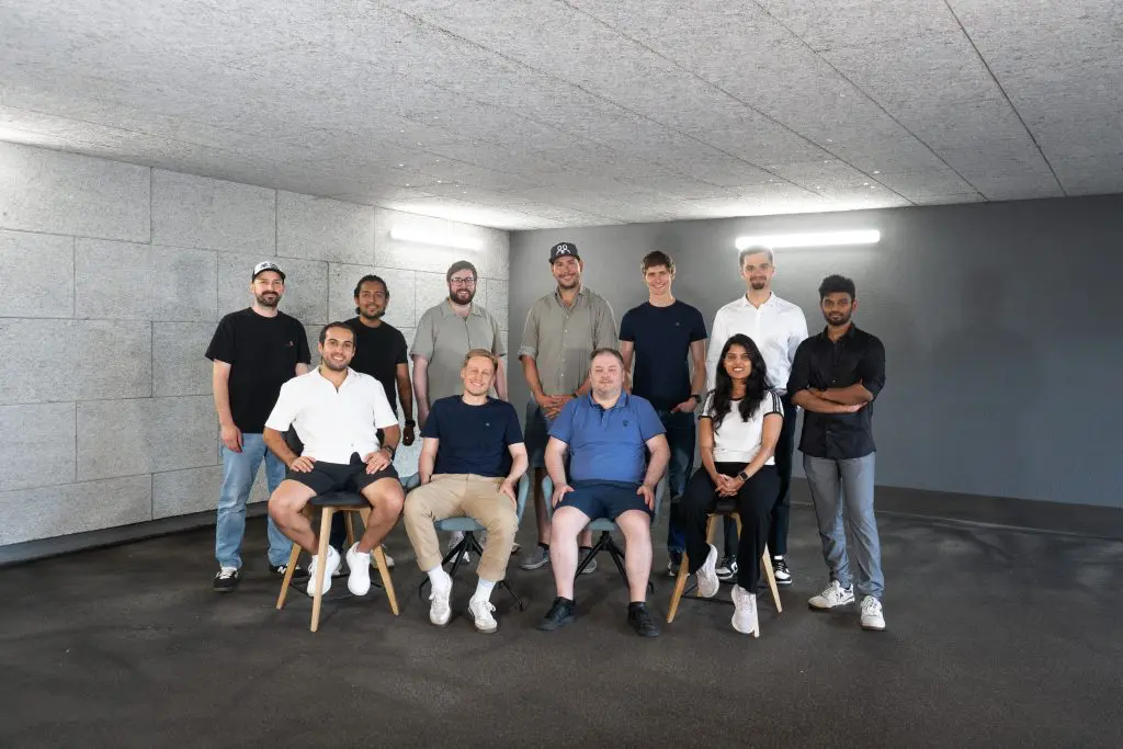 Team Profile of the Development and Product Teams at hello again.